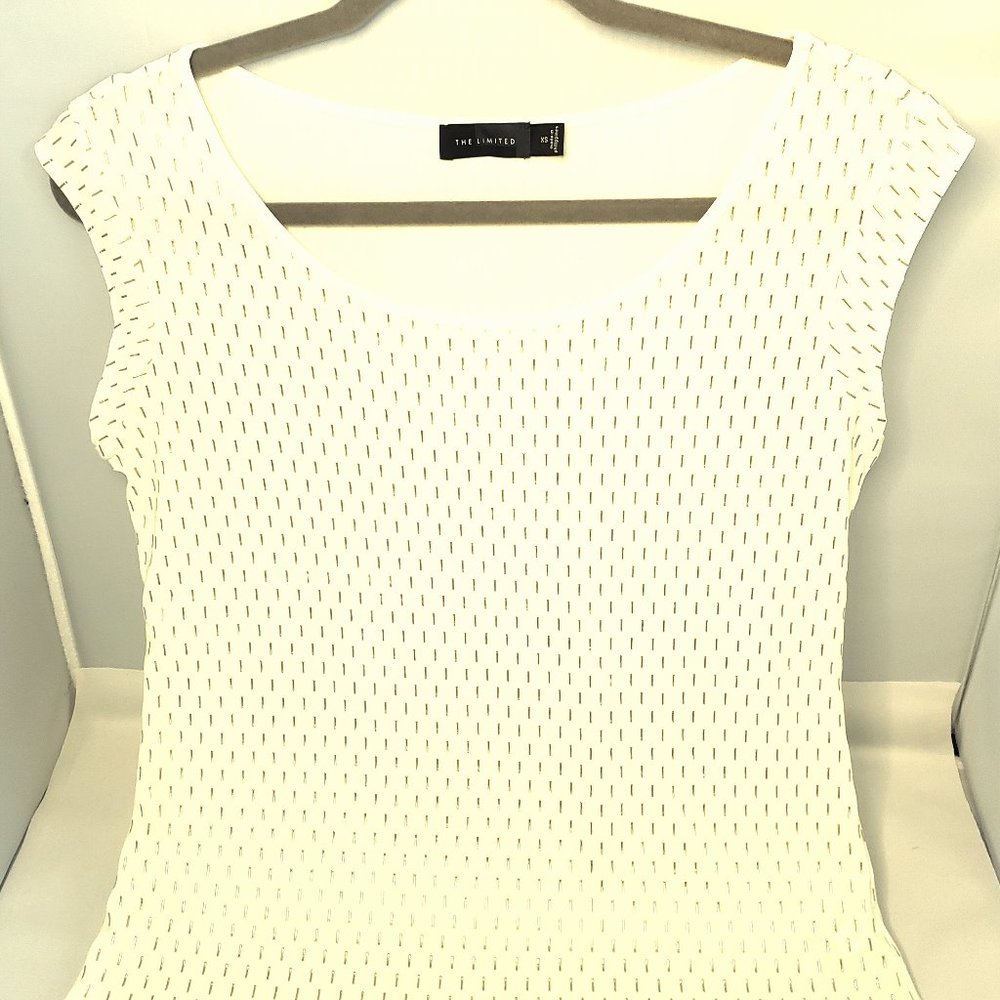 The Limited White and Gold short sleeve Blouse